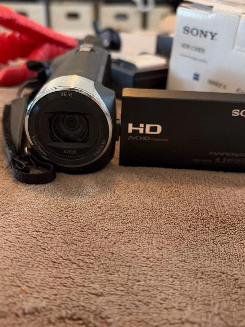 Sony HDR-CX405 Camcorder